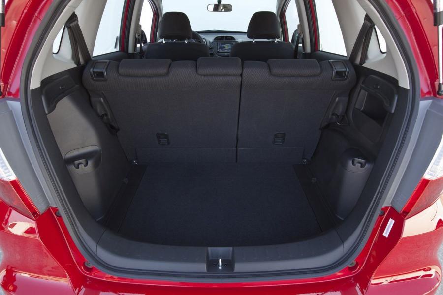  Honda Fit Sport 2012 года  (фото 26 из 42)